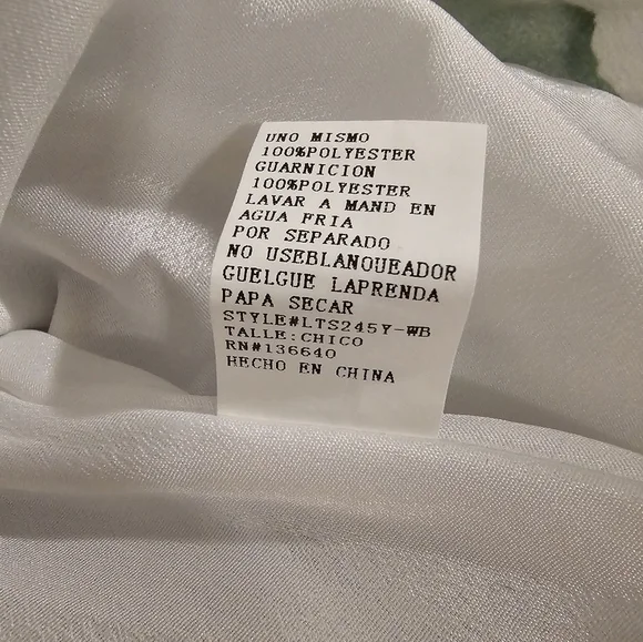 L'ATISE by Amy Floral Pleated Mini Skirt women's size small - Picture 5 of 8